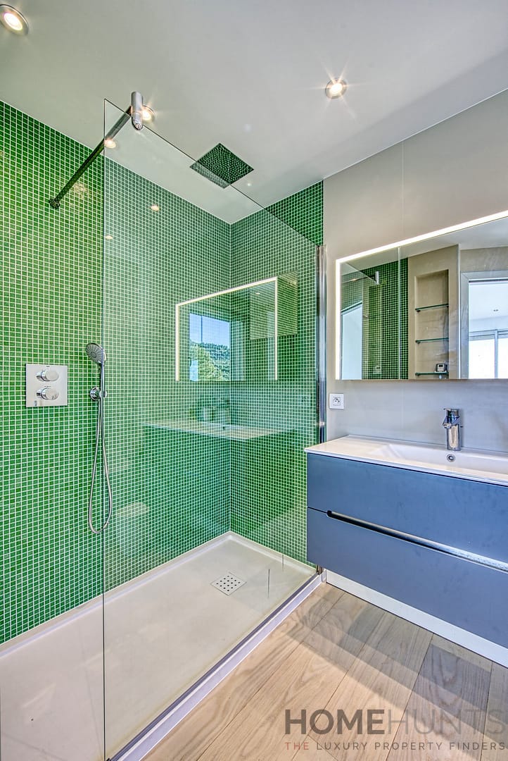 property_HH-14393920-10