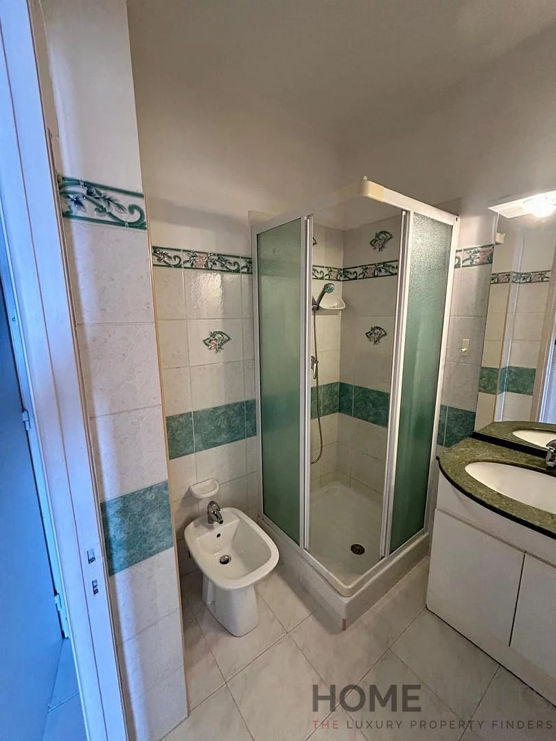 property_HH-15841506-12