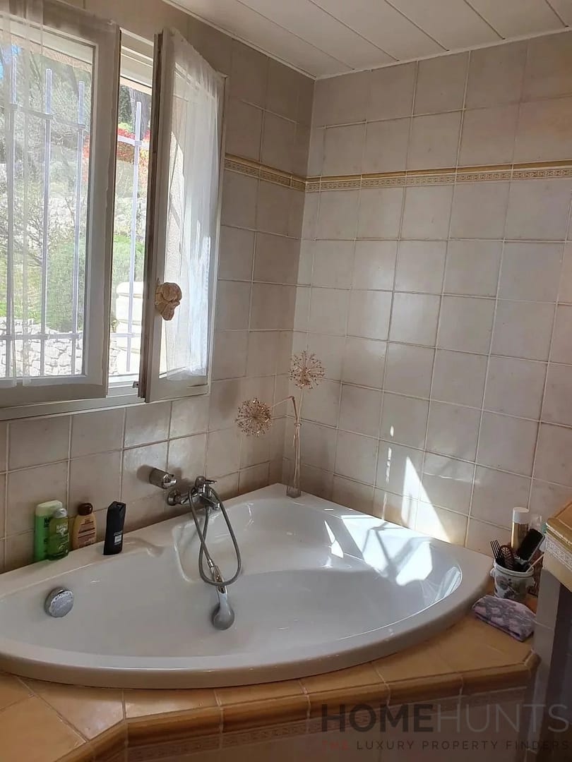 property_HH-15990618-10