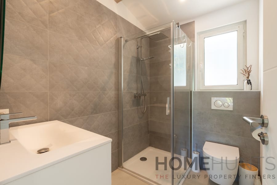 property_HH-15872845-24