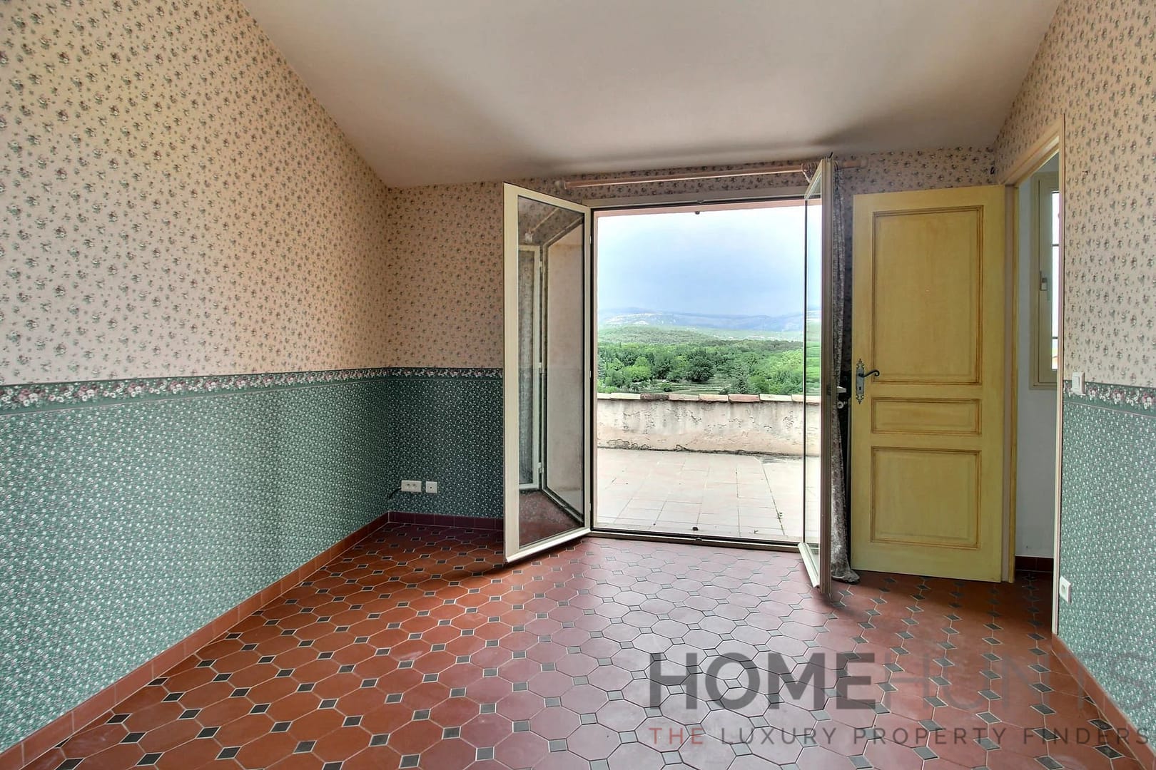 property_HH-15851457-11