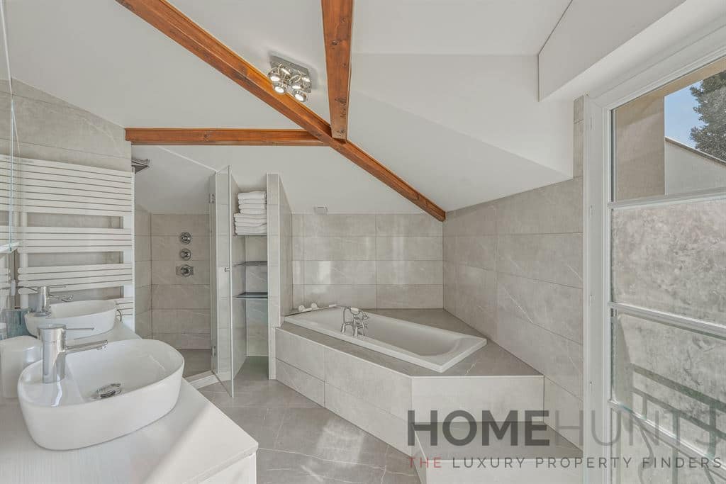 property_HH-16140875-10