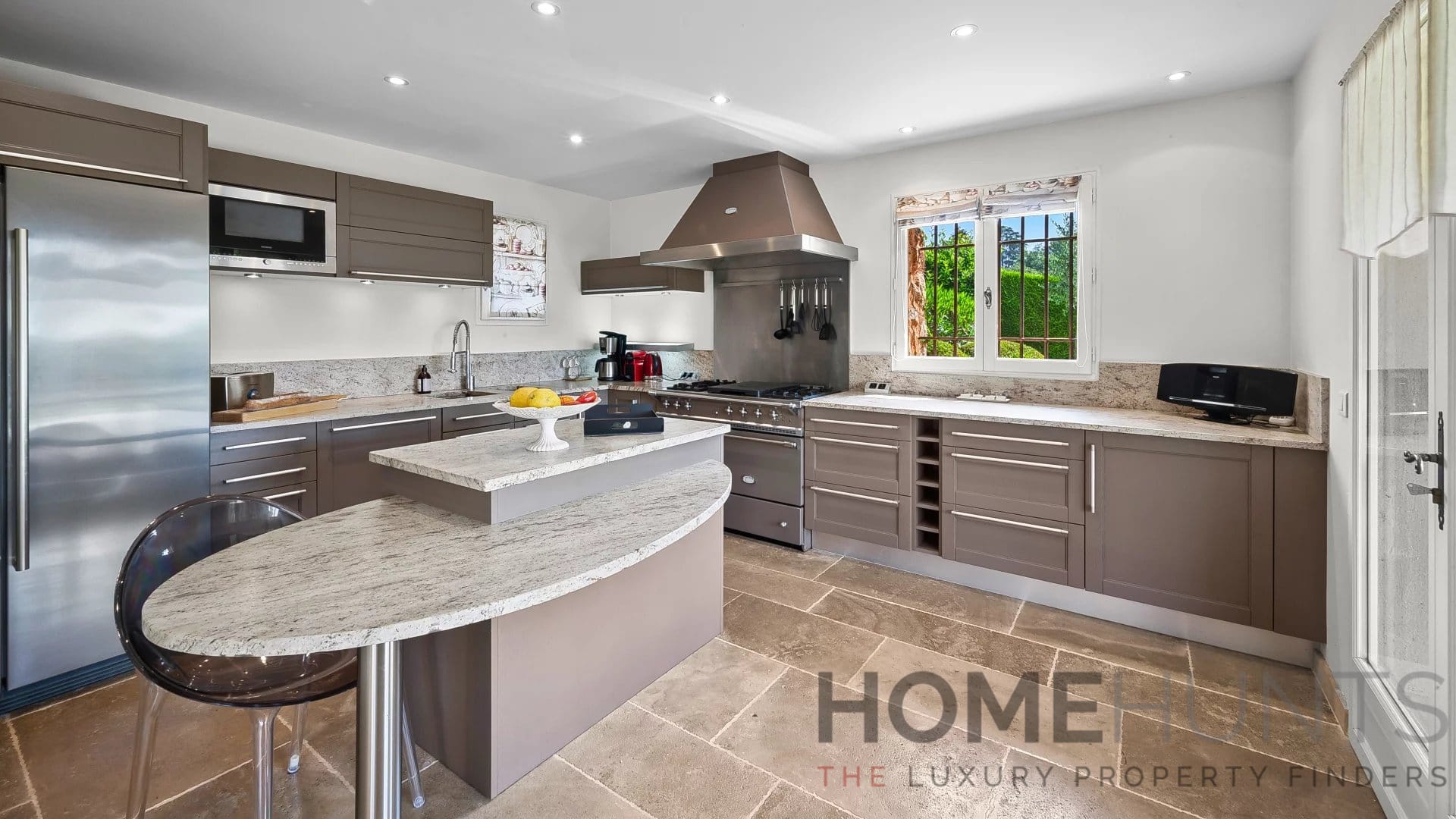 property_HH-15801618-12