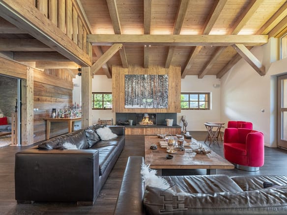 10 Bedroom Chalet in Megeve 28