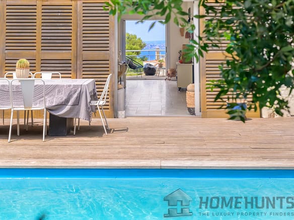 4 Bedroom Villa/House in Marseille 22