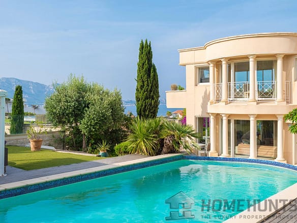 5 Bedroom Villa/House in Marseille 20