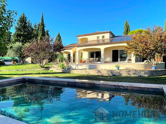 5 Bedroom Villa/House in Uzes 5