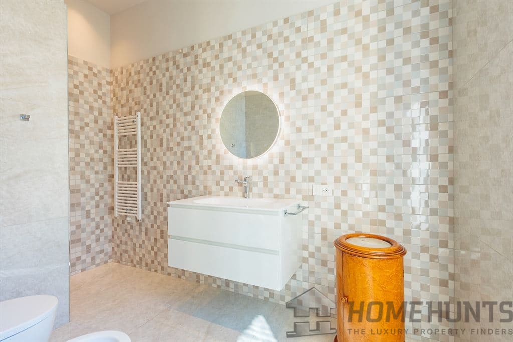 property_HH-15979128-14