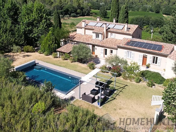 6 Bedroom Villa/House in Cotignac 12