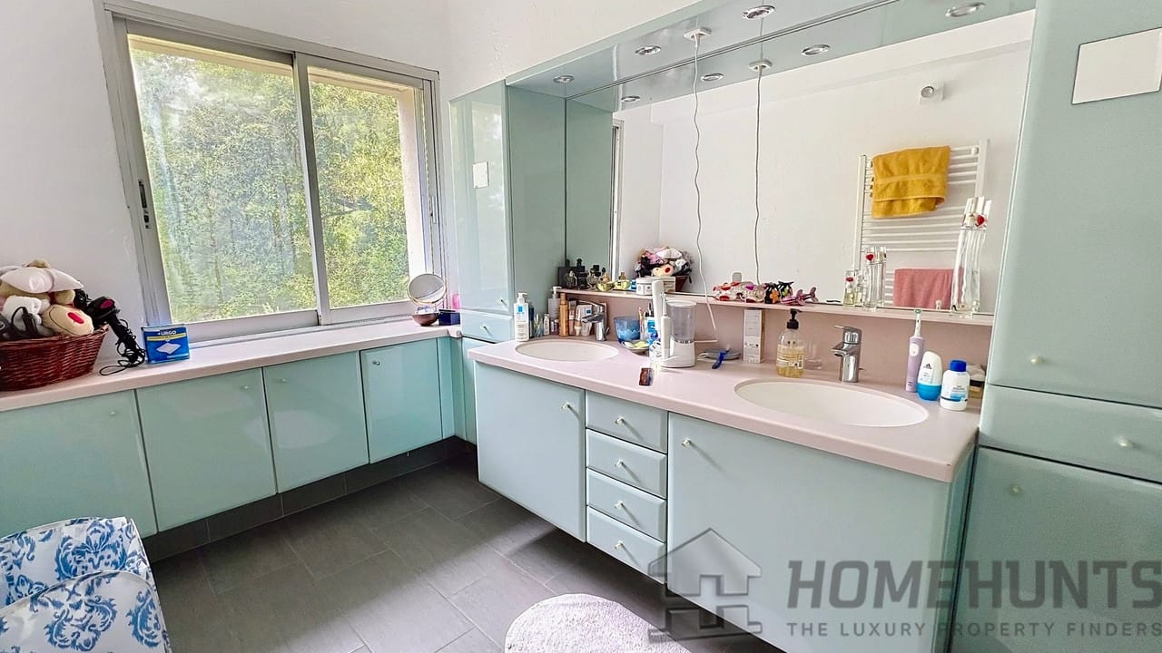 property_HH-16015357-10