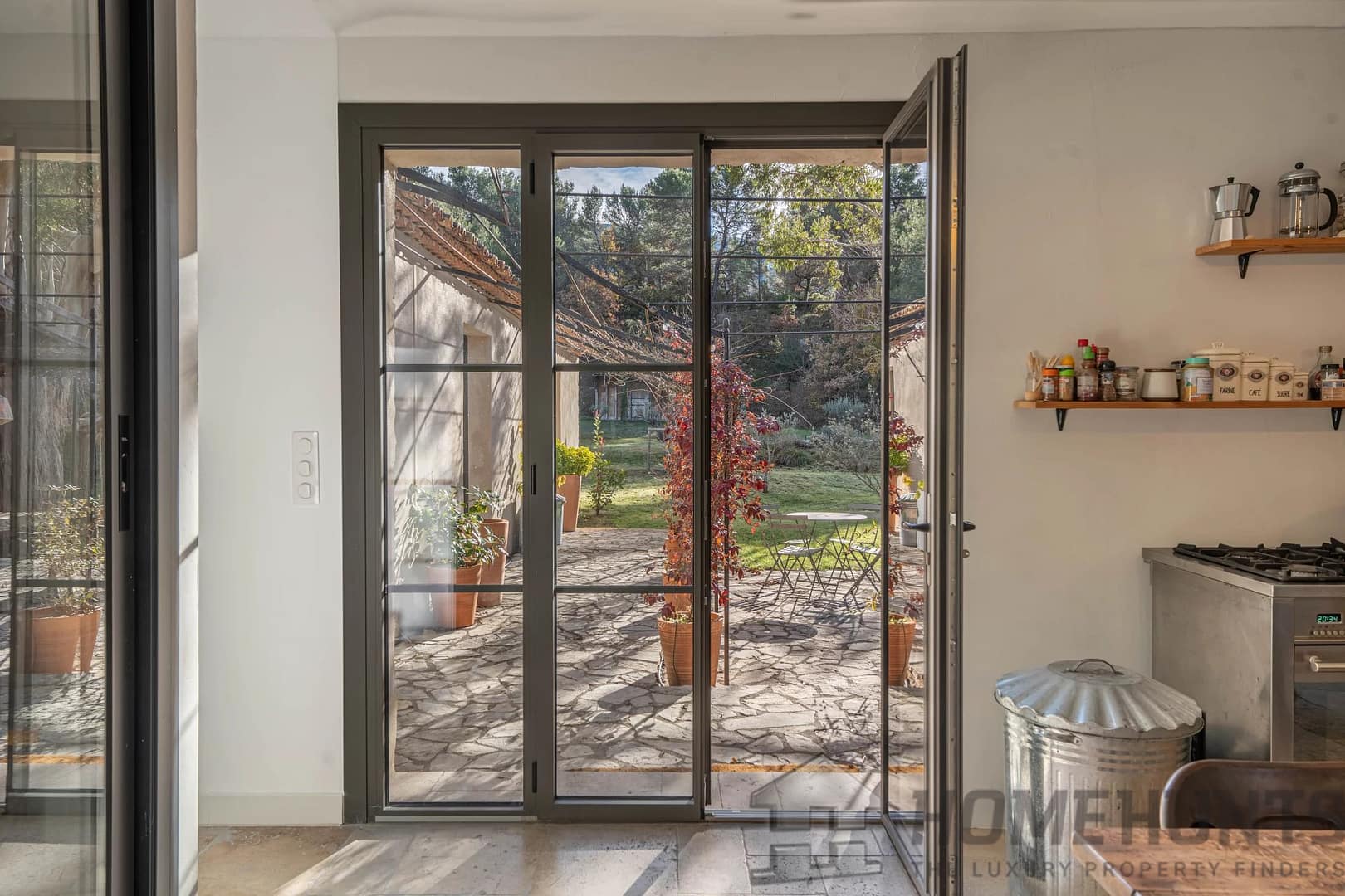 property_HH-16017607-10