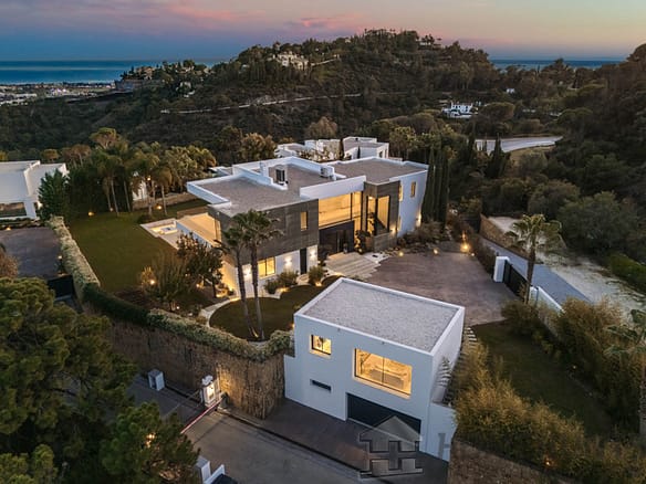 5 Bedroom Villa/House in Benahavís 9