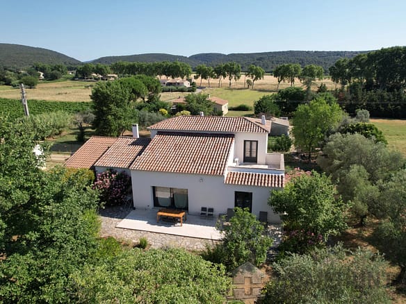 5 Bedroom Villa/House in Uzes 2