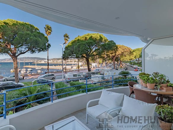 1 Bedroom Apartment in Cannes 5