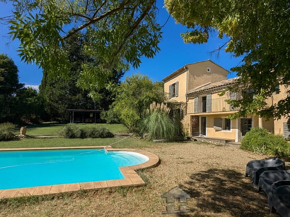 6 Bedroom Villa/House in Villecroze 12
