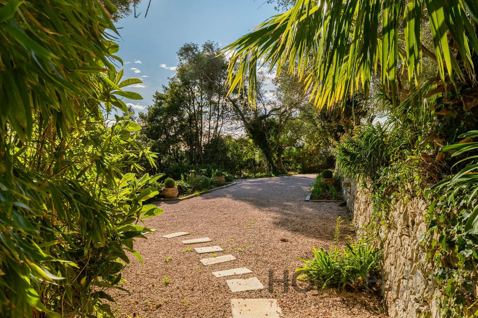 property_HH-16049338-23