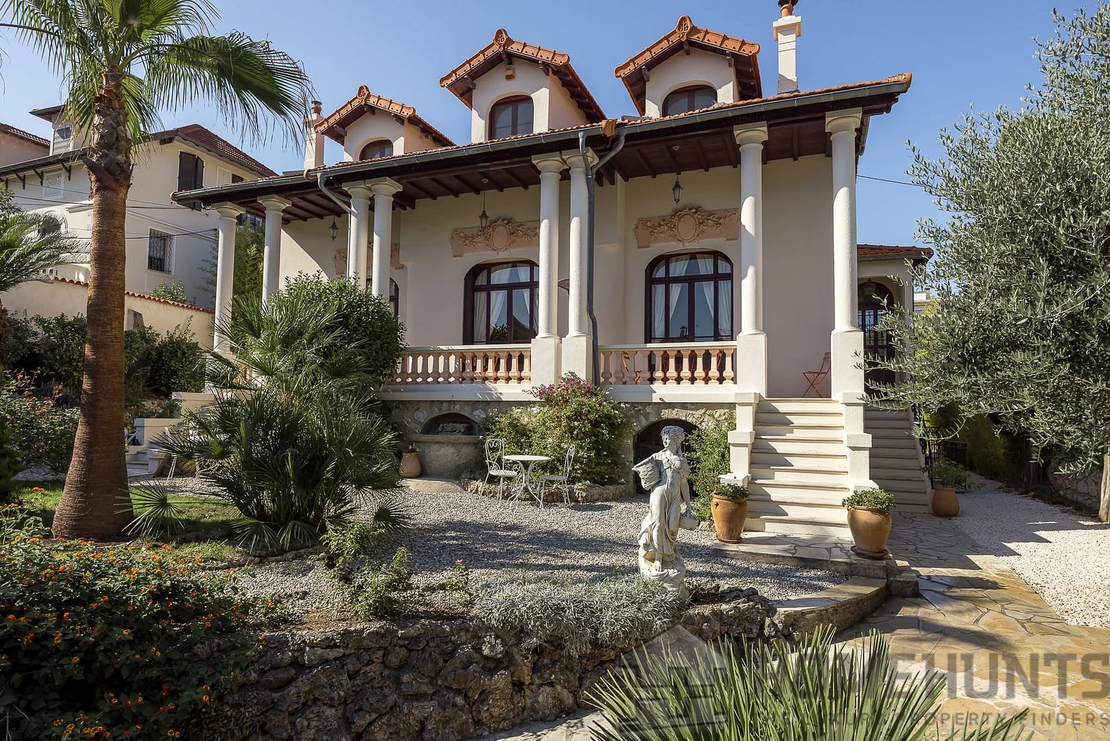 6 Bedroom Villa/House in Cannes 8