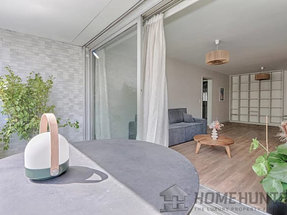 1 Bedroom Apartment in Paris 7th (Invalides, Eiffel Tower, Orsay) 8