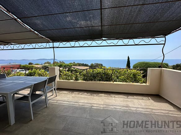 4 Bedroom Villa/House in Carqueiranne 5