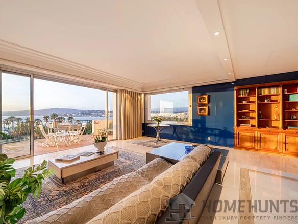 3 Bedroom Apartment in Cannes 4