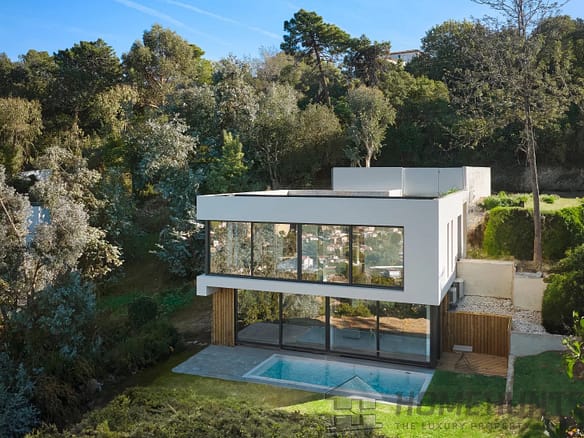 3 Bedroom Villa/House in Cannes 5