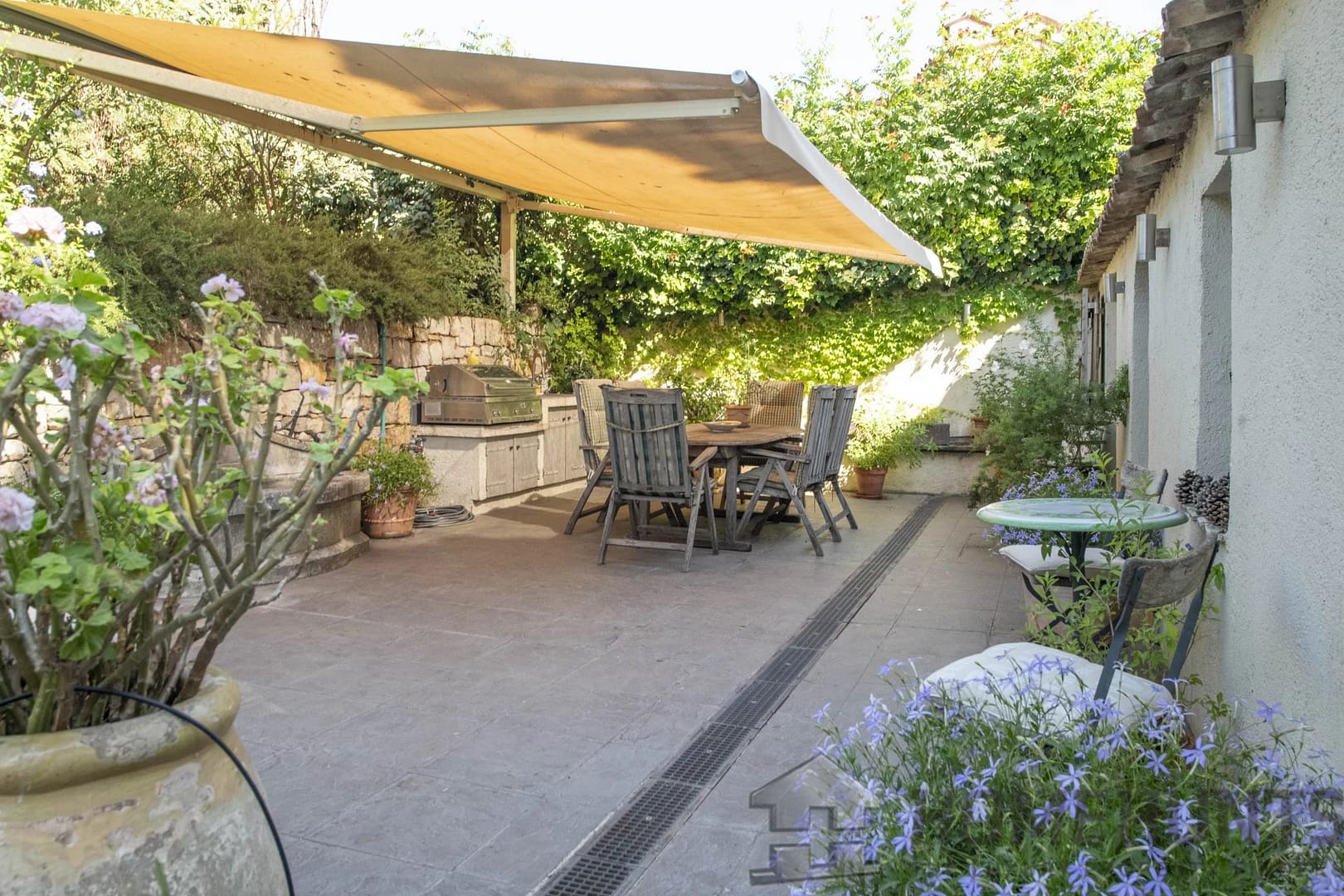 property_HH-15982375-8