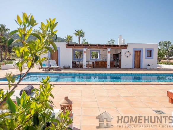 7 Bedroom Villa/House in San Carlos 32