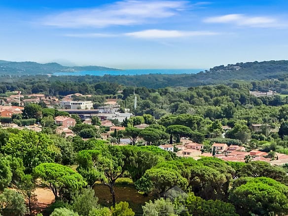 4 Bedroom Villa/House in Cogolin 7