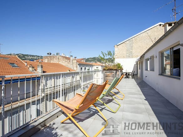 3 Bedroom Apartment in Cannes 10