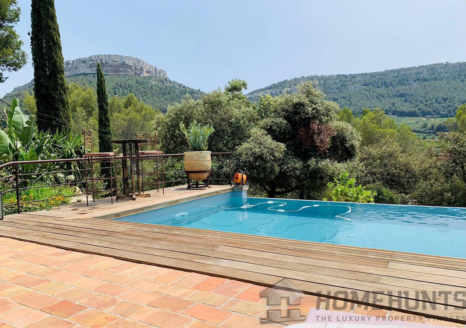 3 Bedroom Villa/House in Cassis 8