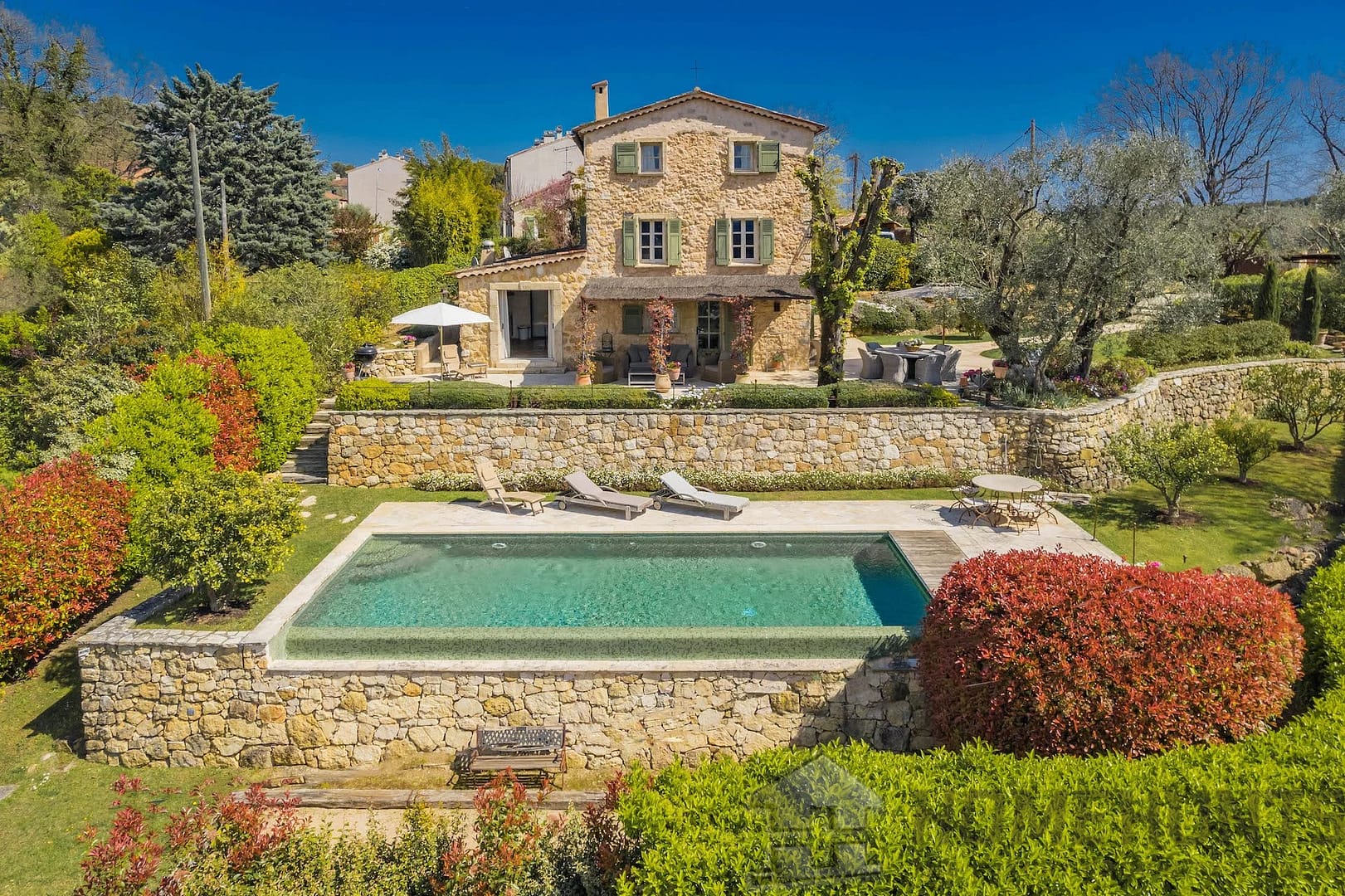 4 Bedroom Villa/House in Valbonne 12