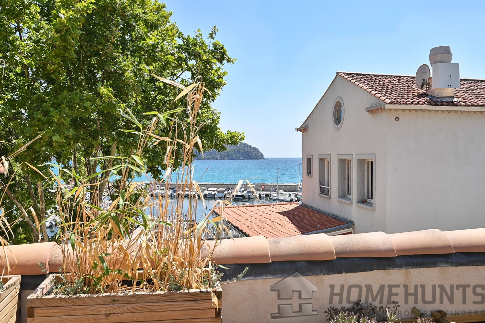 3 Bedroom Villa/House in St Cyr Sur Mer 2