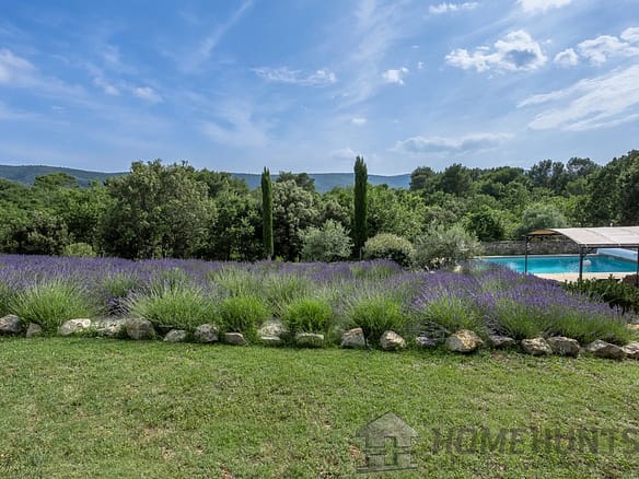 3 Bedroom Villa/House in Menerbes 9