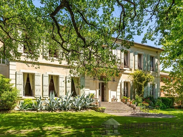 15 Bedroom Castle/Estates in Caromb 7