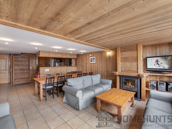 6 Bedroom Apartment in Les Menuires 7