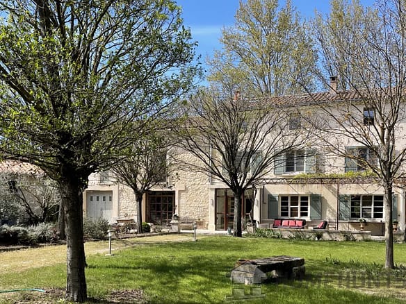 7 Bedroom Villa/House in L Isle Sur La Sorgue 8