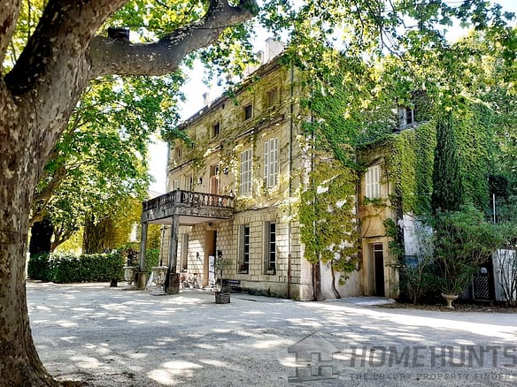 20 Bedroom Castle/Estates in Bollene 36