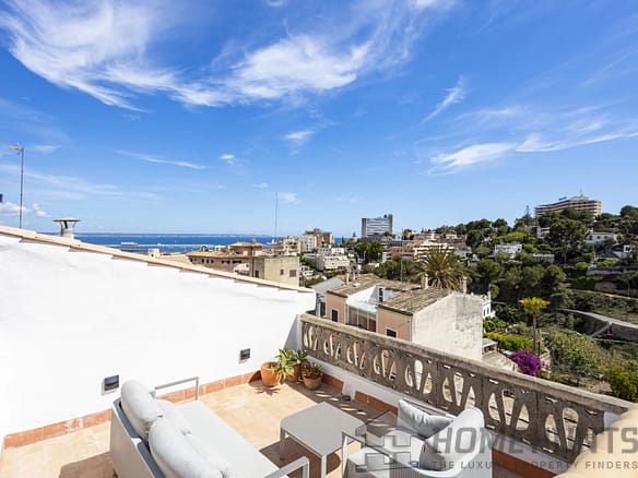 2 Bedroom Apartment in Palma 4