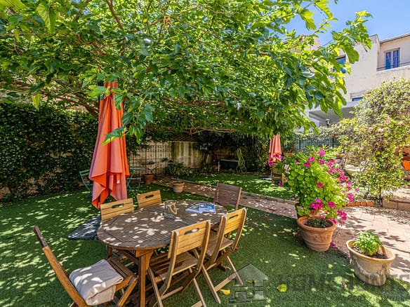 5 Bedroom Villa/House in Cannes 34