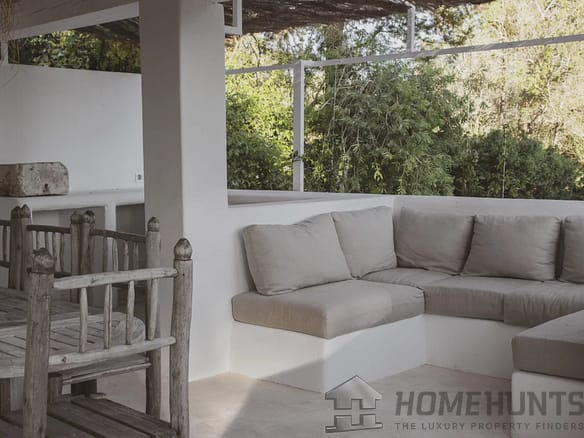 4 Bedroom Villa/House in Sant Rafel De La Creu 5