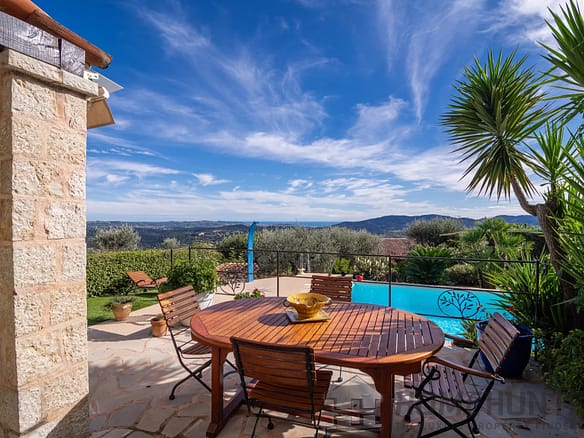 4 Bedroom Villa/House in Le Tignet 9