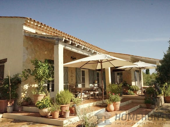 4 Bedroom Villa/House in Cotignac 26