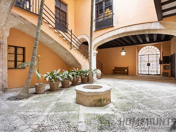 3 Bedroom Apartment in Palma 36