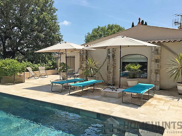 4 Bedroom Villa/House in Valbonne 36