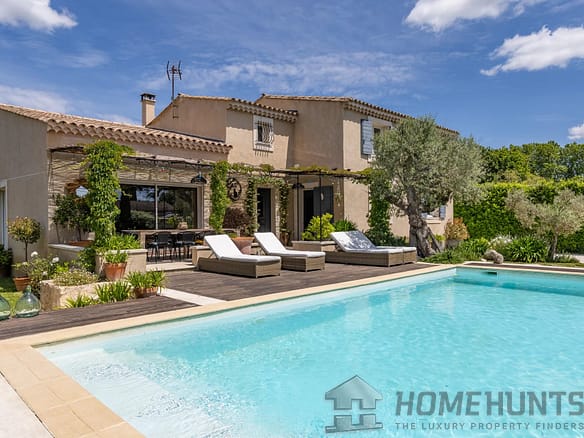 5 Bedroom Villa/House in Fontvieille 14