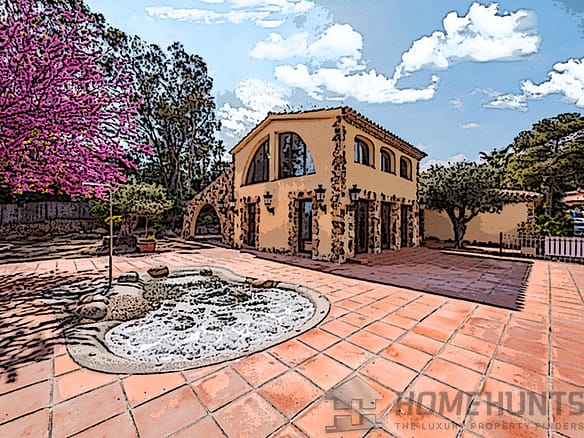 4 Bedroom Villa/House in Blanes 3