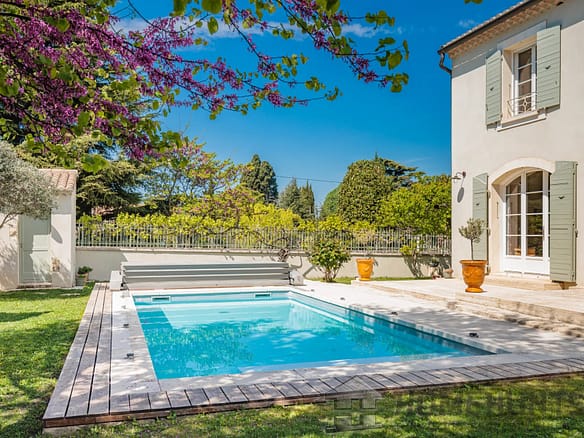4 Bedroom Villa/House in St Remy De Provence 14