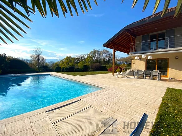 4 Bedroom Villa/House in Messery 3