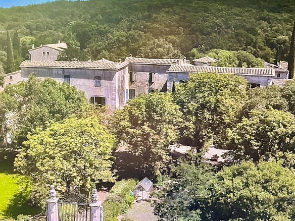 8 Bedroom Castle/Estates in Quissac 18