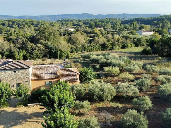 4 Bedroom Villa/House in Cotignac 20